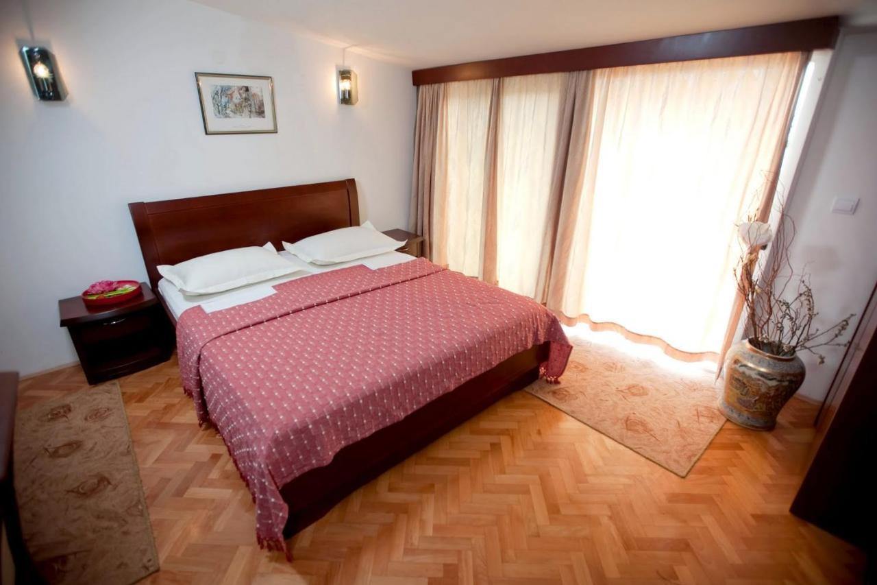 Agava Apartments Begic Макарська Екстер'єр фото