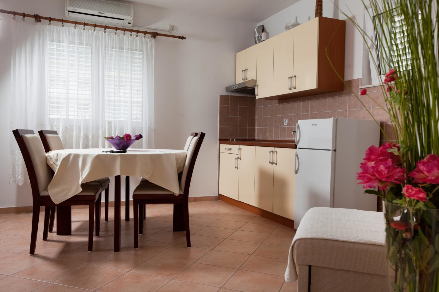Agava Apartments Begic Макарська Екстер'єр фото